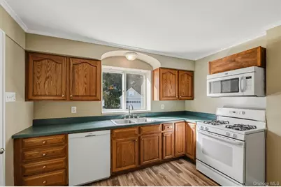 167 E Main Street, Port Jervis, NY 12771 - Photo 10