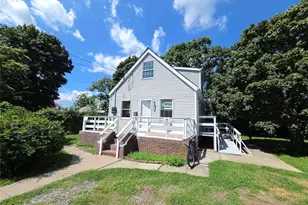 41 Lakewood St., Wyandanch, NY 11798 - Photo 2