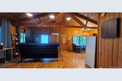 586 Lake Shore Lane, Narrowsburg, NY 12764 - Photo 12