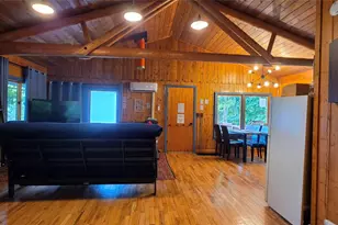 586 Lake Shore Ln, Narrowsburg, NY 12764 - Photo 12