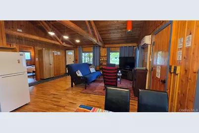 586 Lake Shore Lane, Narrowsburg, NY 12764 - Photo 8