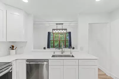 962 Sierra Vista Lane, Valley Cottage, NY 10989 - Photo 20