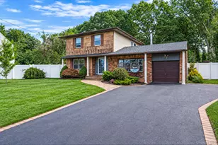 87 Wexford Dr, Oakdale, NY 11769 - Photo 2