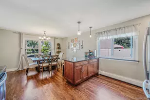 87 Wexford Dr, Oakdale, NY 11769 - Photo 18