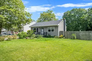 12 Allanwood Dr, Shirley, NY 11967 - Photo 4