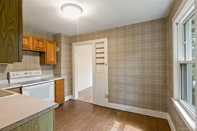 2070 Hamblyn Street, Yorktown Heights, NY 10598 - Photo 12