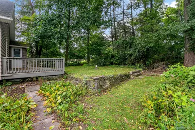 2070 Hamblyn Street, Yorktown Heights, NY 10598 - Photo 20