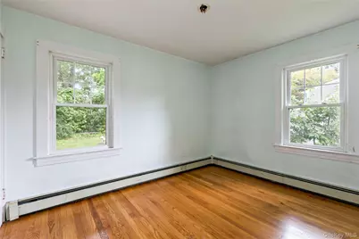 2070 Hamblyn Street, Yorktown Heights, NY 10598 - Photo 14