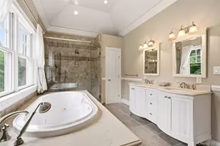 65 E Rogues Path, Huntington, NY 11746 - Photo 28