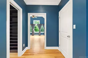 65 E Rogues Path, Huntington, NY 11746 - Photo 22