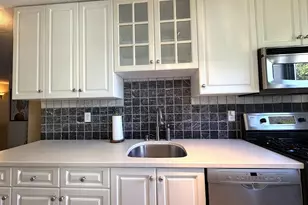 1085 Warburton Ave, Yonkers, NY 10701 - Photo 8