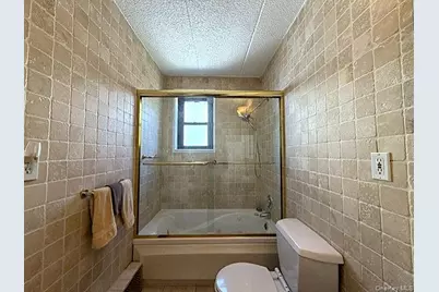 1085 Warburton Avenue #820, Yonkers, NY 10701 - Photo 14