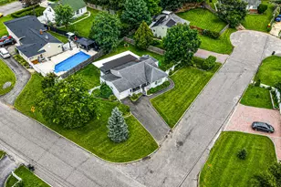 12 Robin Ln, Brentwood, NY 11717 - Photo 40