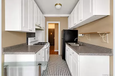 433 W 34th Street #2N, New York, NY 10001 - Photo 4