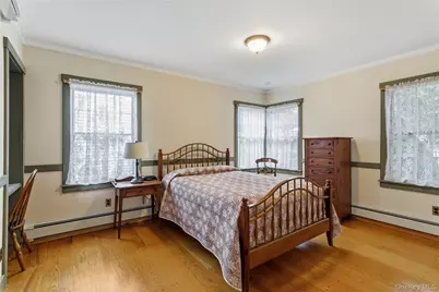 60 Livingston Avenue, Valhalla, NY 10595 - Photo 14