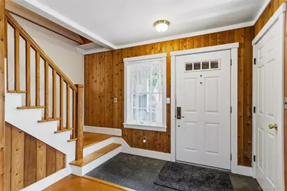 60 Livingston Avenue, Valhalla, NY 10595 - Photo 4