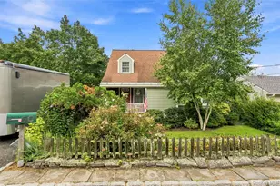60 Livingston Ave, Valhalla, NY 10595 - Photo 2