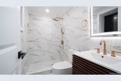128 E 238th Street, Bronx, NY 10470 - Photo 20