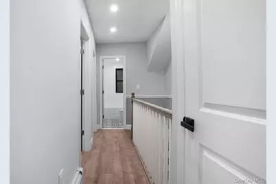 128 E 238th Street, Bronx, NY 10470 - Photo 16