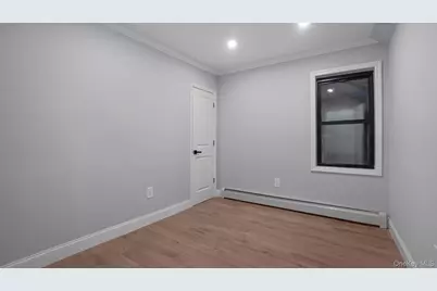 128 E 238th Street, Bronx, NY 10470 - Photo 14
