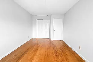 139-35 35th Ave, Flushing, NY 11354 - Photo 22