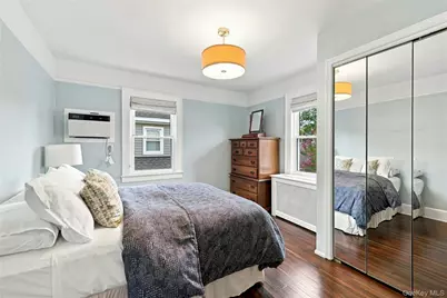 185 Crocus Avenue, Floral Park, NY 11001 - Photo 16