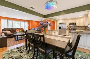 1028 Union Blvd, Bay Shore, NY 11706 - Photo 12