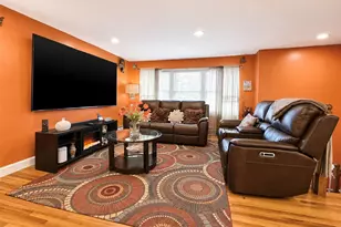1028 Union Blvd, Bay Shore, NY 11706 - Photo 8