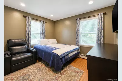 1028 Union Boulevard, Bay Shore, NY 11706 - Photo 24