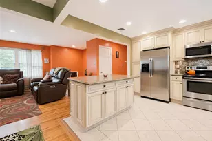 1028 Union Blvd, Bay Shore, NY 11706 - Photo 4