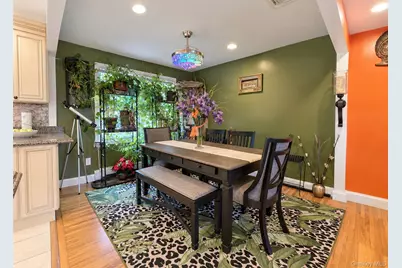 1028 Union Boulevard, Bay Shore, NY 11706 - Photo 10