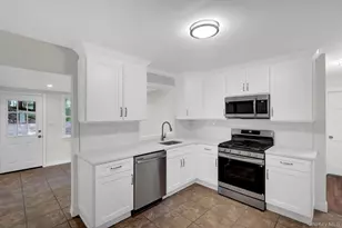 66 Washington St, Setauket, NY 11733 - Photo 12