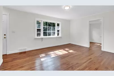 66 Washington Street, Setauket, NY 11733 - Photo 6
