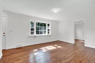 66 Washington St, Setauket, NY 11733 - Photo 6