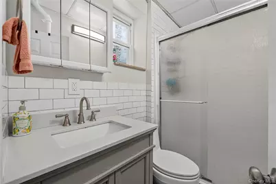 2476 Arthur Avenue, Bronx, NY 10458 - Photo 12