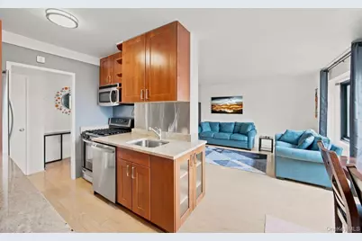 33-65 14th Street #5A, Astoria, NY 11106 - Photo 4