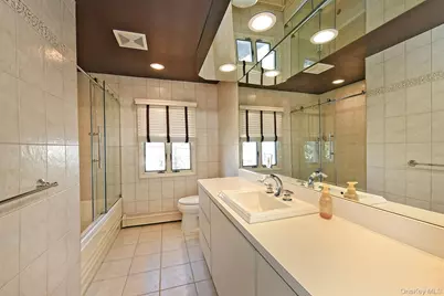 3142 Wynsum Avenue, Merrick, NY 11566 - Photo 24