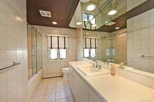 3142 Wynsum Ave, Merrick, NY 11566 - Photo 24