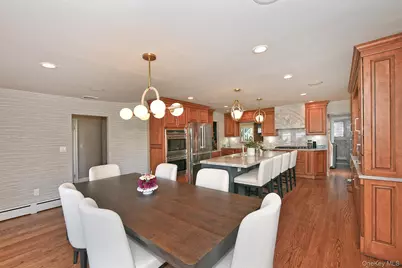 3142 Wynsum Avenue, Merrick, NY 11566 - Photo 6
