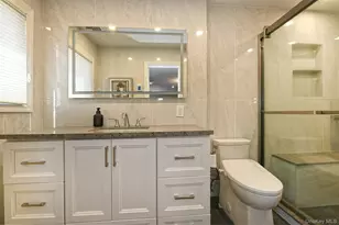 3142 Wynsum Ave, Merrick, NY 11566 - Photo 18