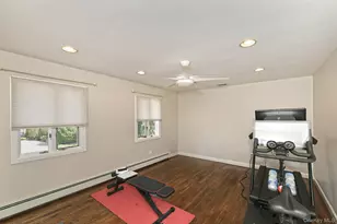 3142 Wynsum Ave, Merrick, NY 11566 - Photo 22