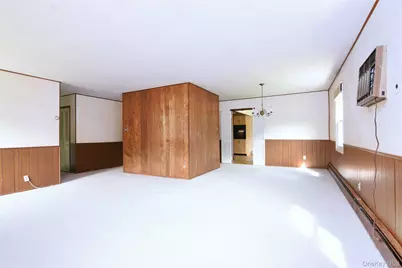 7 Tinder Lane, Lake Grove, NY 11755 - Photo 8