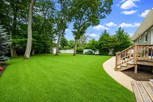 8 Gedney Ave, Smithtown, NY 11787 - Photo 20