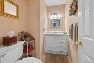 12 Berkshire Dr, New City, NY 10956 - Photo 20
