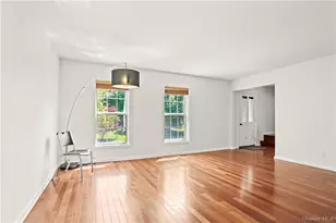64 Greenvale Cir, White Plains, NY 10607 - Photo 4