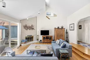 39 Spring Pond Ln, Southampton, NY 11968 - Photo 4