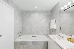 39 Spring Pond Ln, Southampton, NY 11968 - Photo 8