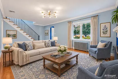 7 Highmeadow Road, Manhasset, NY 11030 - Photo 2
