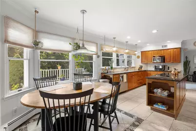 10 Redbridge Court, East Setauket, NY 11733 - Photo 14