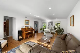 10 Redbridge Ct, East Setauket, NY 11733 - Photo 12